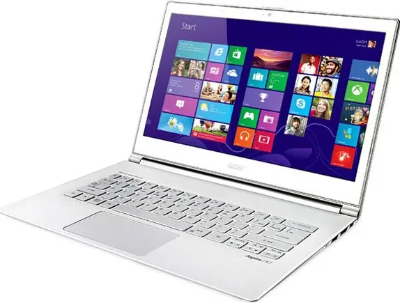 Acer Aspire S7-392 Touchscreen Ultrabook (4th Generation Intel Core i5/4GB/ 256GB/Intel HD Graph/Windows 8 PRO/touch)