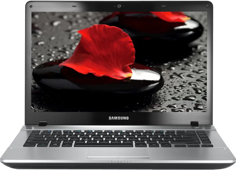 Samsung NP300E5V-A02IN Laptop (3rd Gen Ci3/ 2GB/ 500GB/ DOS)